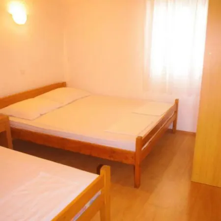 Gama 2 Apartment *