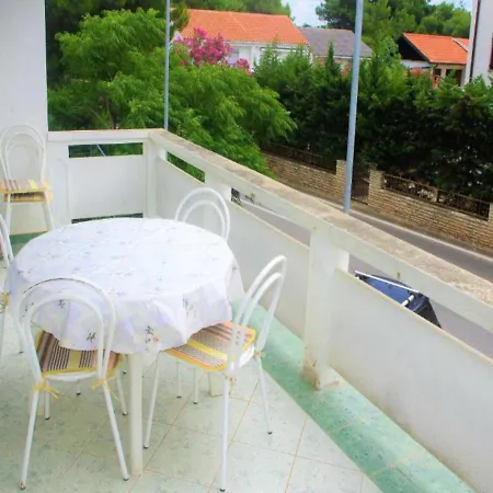 Apartment Gama 2 Vir