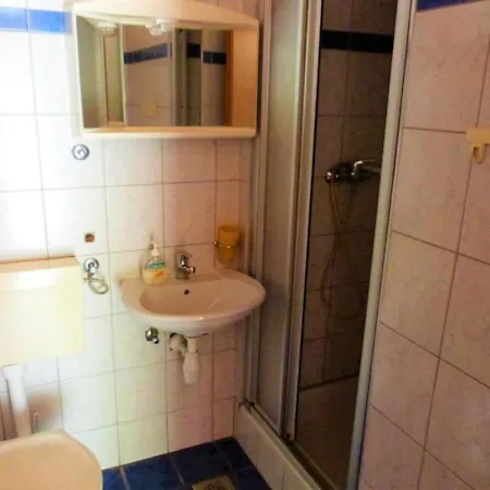 Apartment Gama 2 *
