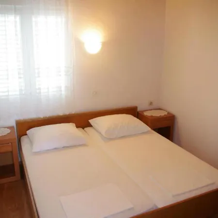 Gama 2 Apartment Vir