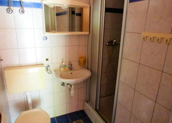 Apartment Gama 2 *