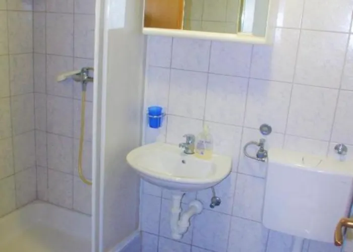 Gama 2 Apartment Vir